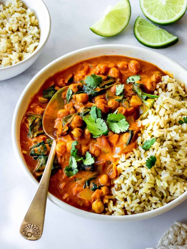 Chickpea and Spinach Curry Recipe